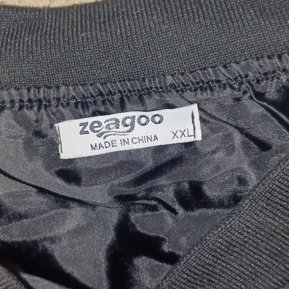 Bomber jacket - Picture 2 of 4